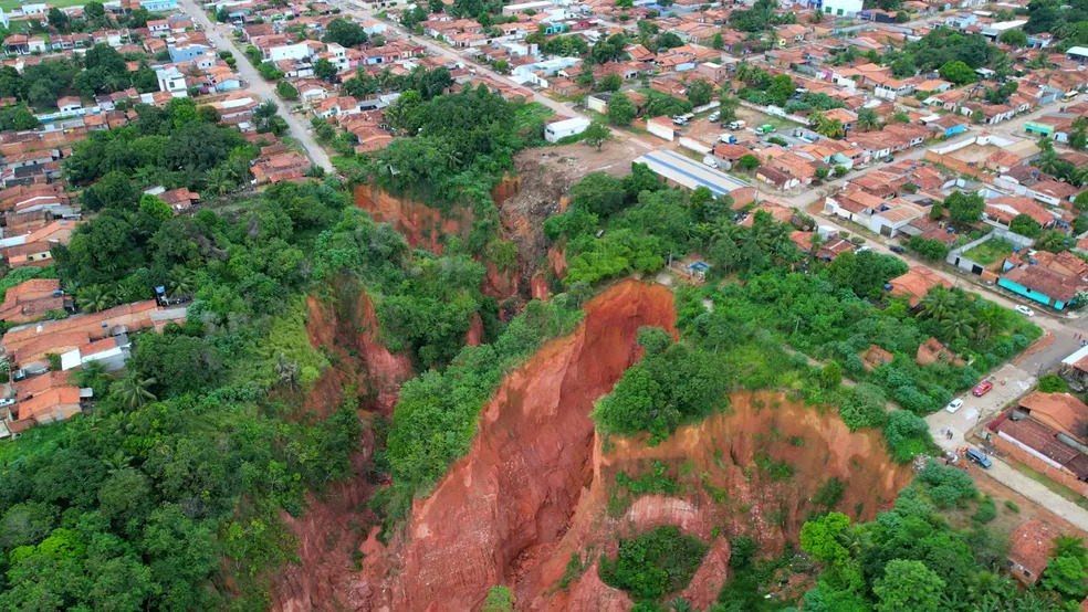 Entrevista com pesquisador do PPGEO/UEMA sobre o surgimento de erosões em Buriticupu/MA